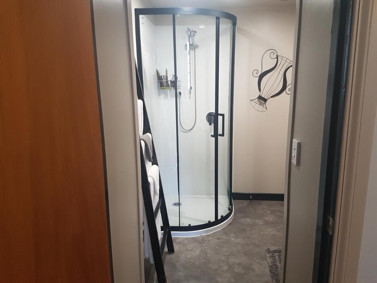 La Riviera Guesthouse Riverton 외부 사진